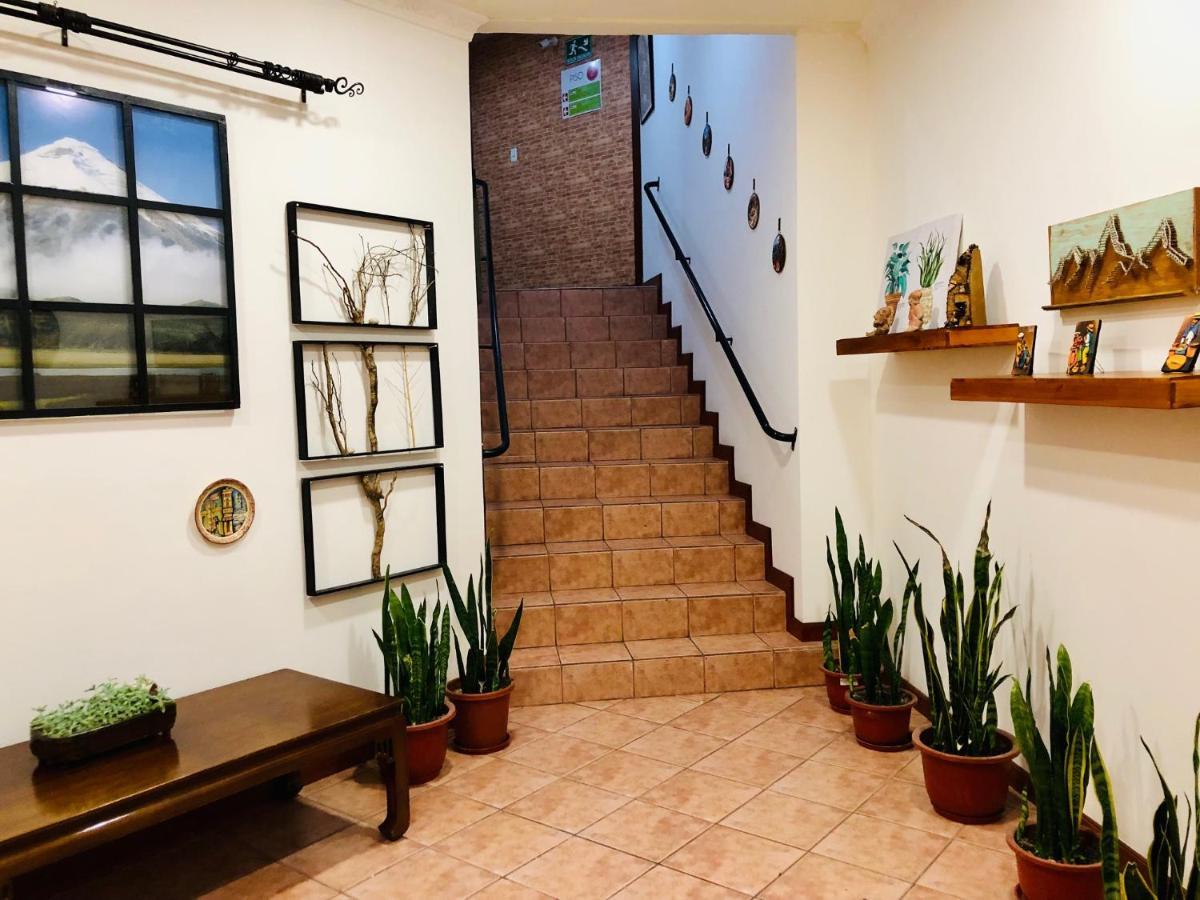 Hostel Quito Terrace Zewnętrze zdjęcie